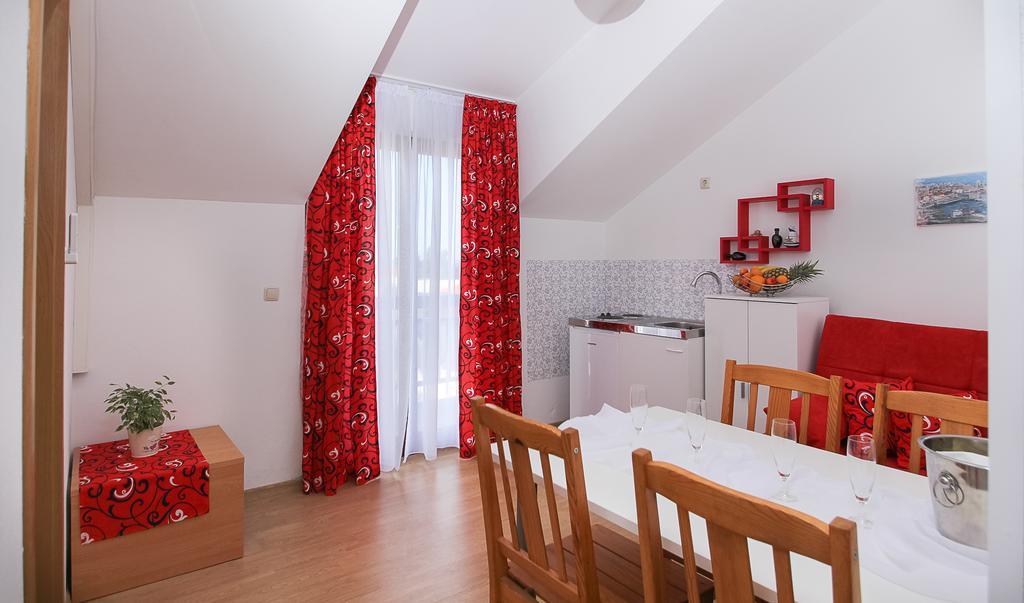 Apartments&Room Babic Kaštela المظهر الخارجي الصورة