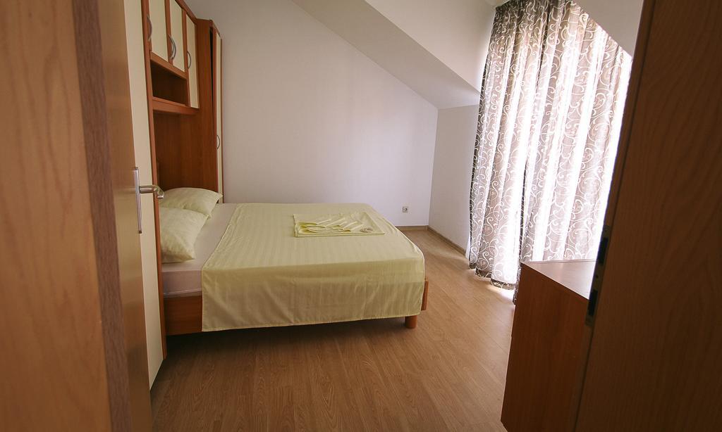 Apartments&Room Babic Kaštela المظهر الخارجي الصورة