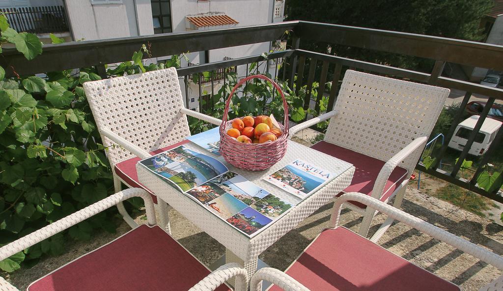 Apartments&Room Babic Kaštela المظهر الخارجي الصورة